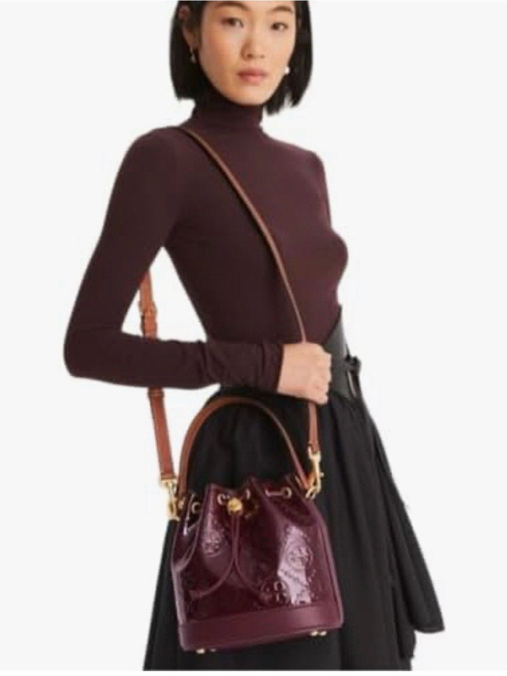Tory Burch T Monogram Patent Leather Bucket Bag in Burgundy - Picture 6 of 6